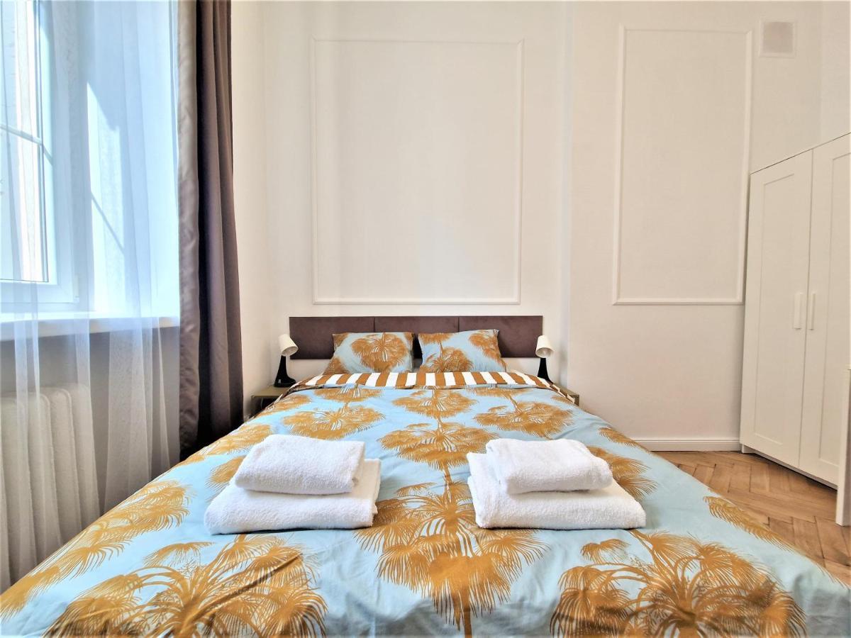 J&W Apartments Swietojanska Rooms Warsawa Bagian luar foto