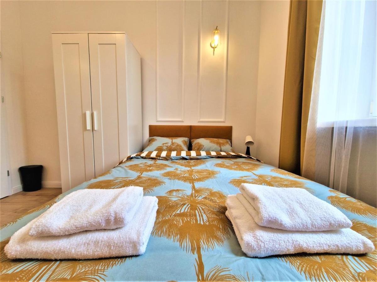 J&W Apartments Swietojanska Rooms Warsawa Bagian luar foto